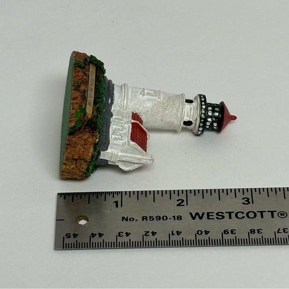 Heceta Head Oregon Lighthouse Figurine Collectible 3 in Tall - Picture 7 of 8
